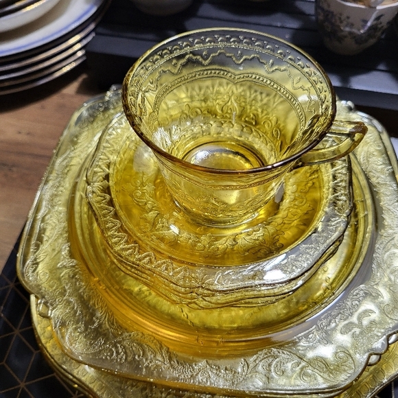 Vintage Amber Depression Glass Dinnerware Set, Dinner & Lunch Plates, Cups & Sau - Picture 11 of 16